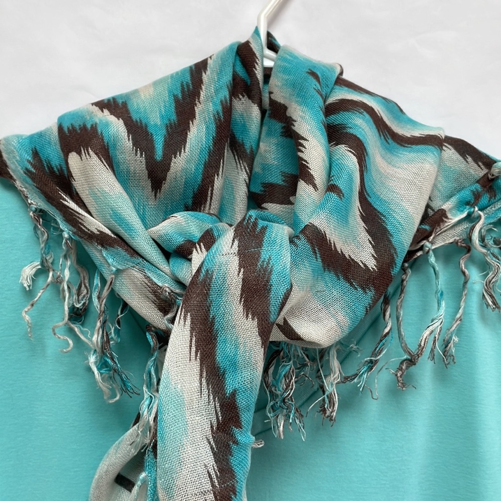 Free add on with bundle. Geometric square print scarf
